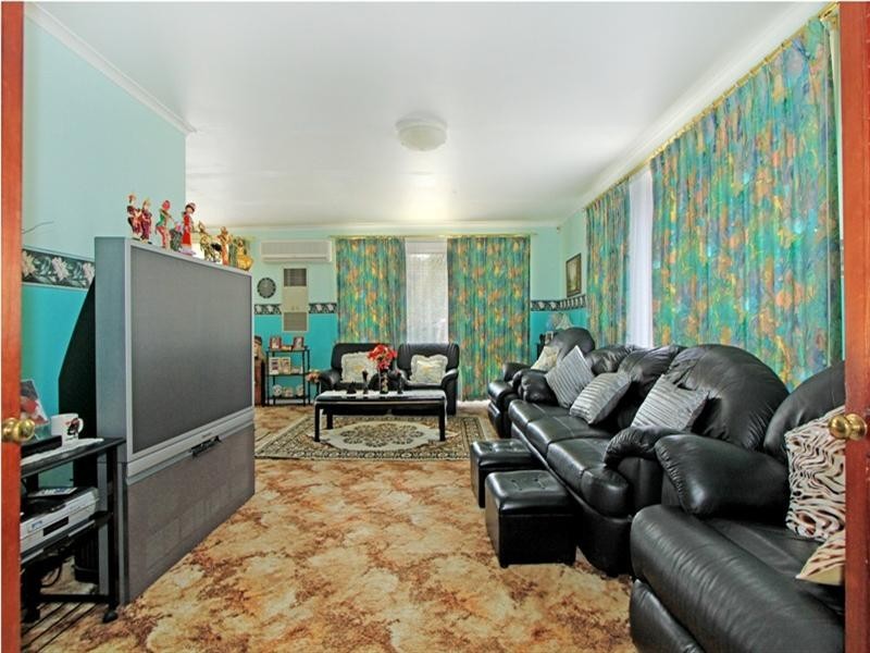 34 Emerson Road, Dapto NSW 2530