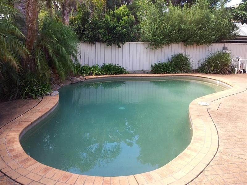 210 Derribong Drive, Cordeaux Heights NSW 2526