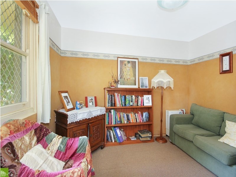 1/40 Bridge Street, Coniston NSW 2500