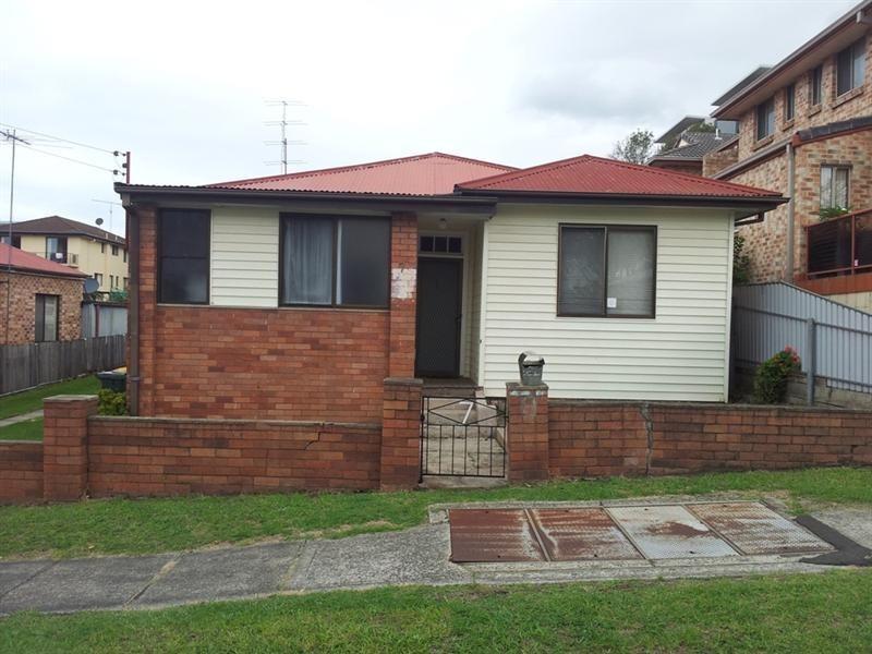7 Hercules Street, Wollongong NSW 2500