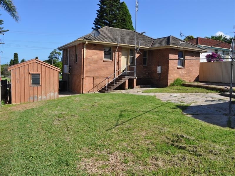 10 Kippax, Warilla NSW 2528