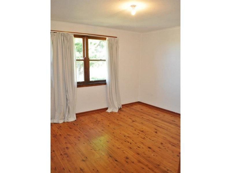10 Kippax, Warilla NSW 2528