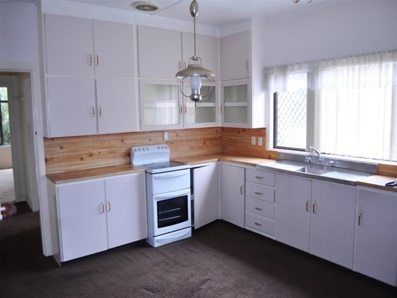 29 Russell Street, Woonona NSW 2517