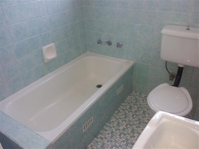 4/8 London Drive, West Wollongong NSW 2500