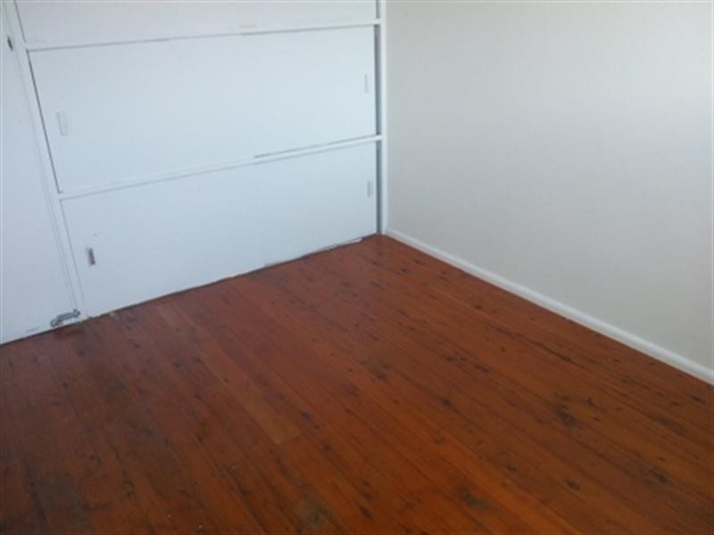 4/8 London Drive, West Wollongong NSW 2500