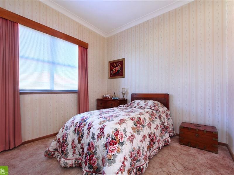 19 Bassett Street, Fairy Meadow NSW 2519