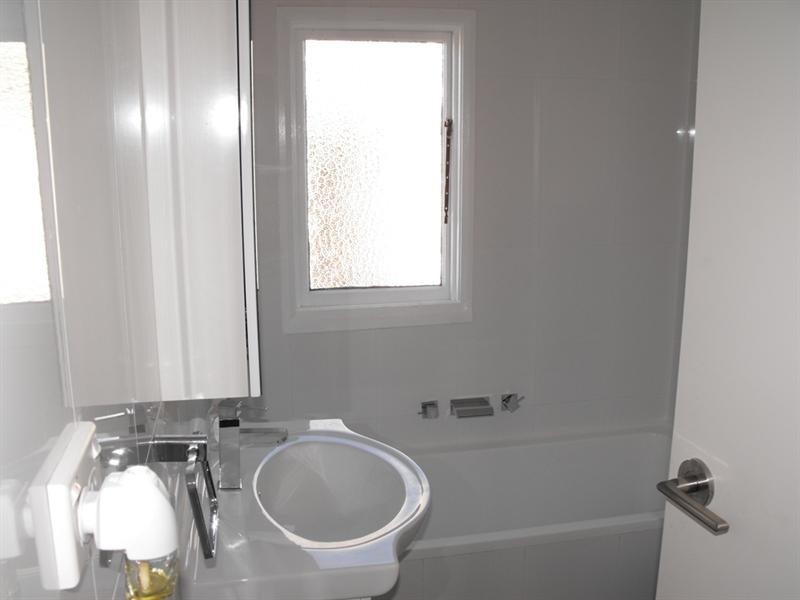 6 Hillside Avenue, Towradgi NSW 2518