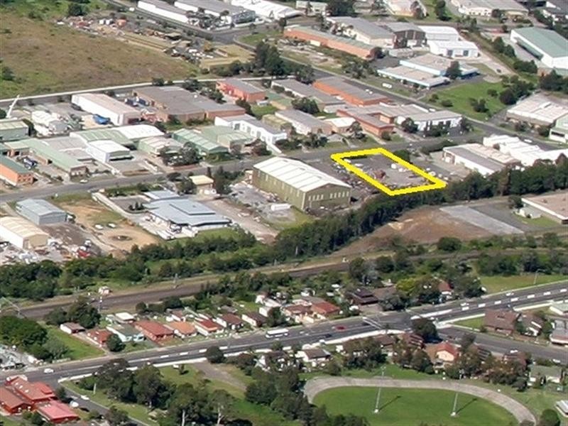 10-12 Waverley Drive, Unanderra NSW 2526