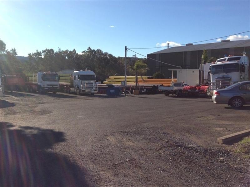 10-12 Waverley Drive, Unanderra NSW 2526