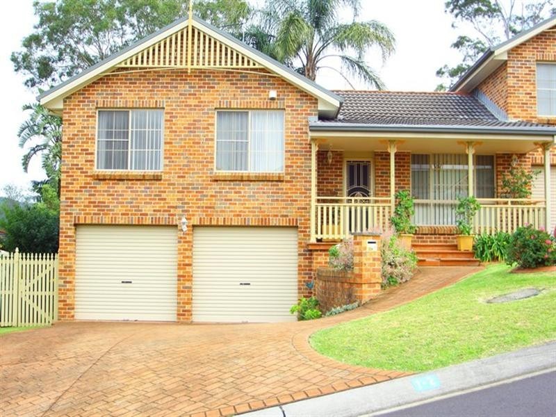 1/2 Sampson Place, Figtree NSW 2525