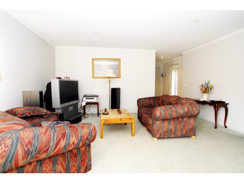 1/35 David Street, Knoxfield VIC 3180