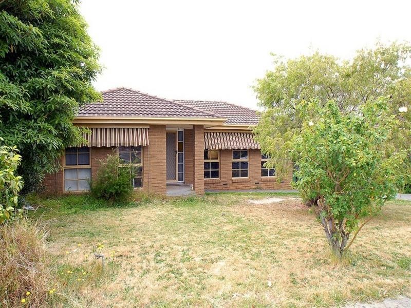 106 Berrabri Drive, Scoresby VIC 3179