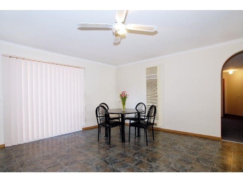 11 Elaine Place, Rowville VIC 3178