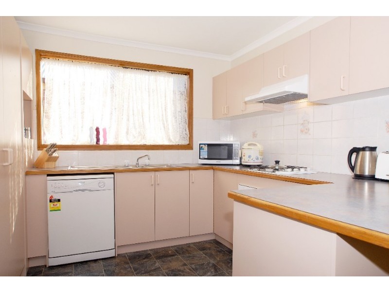 11 Elaine Place, Rowville VIC 3178