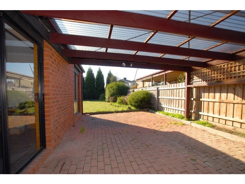11 Elaine Place, Rowville VIC 3178