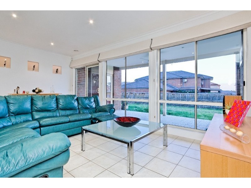 43 Grange Drive, Lysterfield VIC 3156