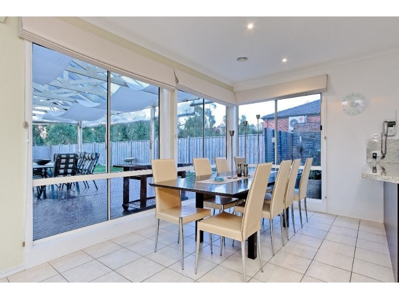 43 Grange Drive, Lysterfield VIC 3156