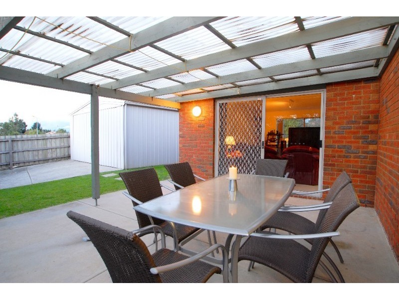 5 Landsborough Avenue, Rowville VIC 3178