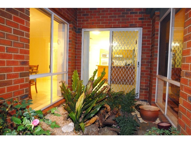 5 Landsborough Avenue, Rowville VIC 3178