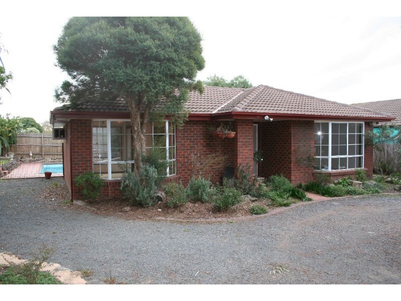 14 Prior Court, Rowville VIC 3178