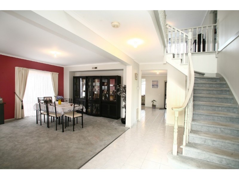 53 Fairway Drive, Rowville VIC 3178