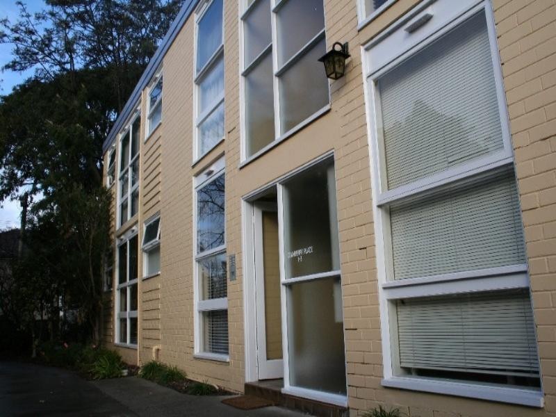 8/173 Murrumbeena Road, Carnegie VIC 3163