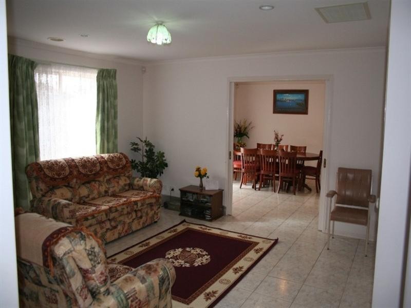 5 Augusta Court, Rowville VIC 3178