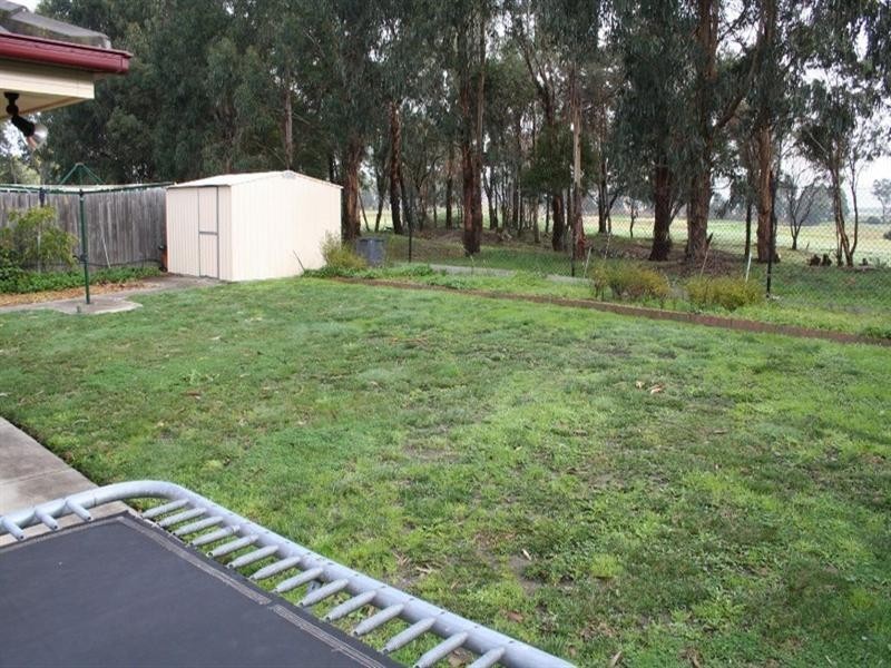 5 Augusta Court, Rowville VIC 3178