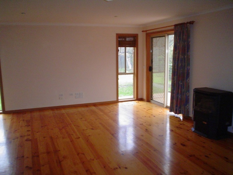 10 Goulburn Drive, Rowville VIC 3178