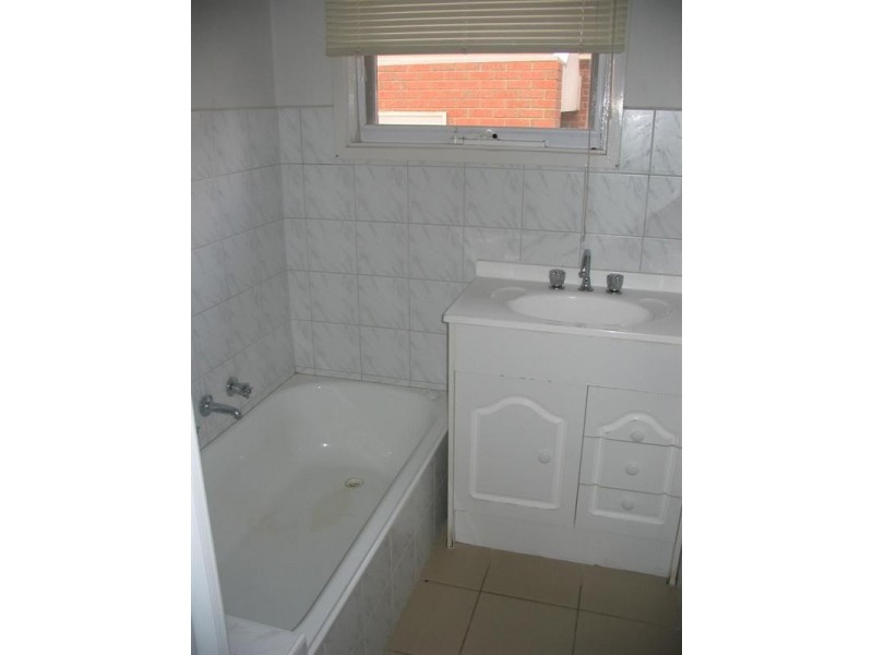 1/35 Dobson Street, Ferntree Gully VIC 3156