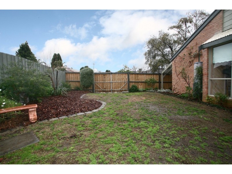 24 Crusoe Drive, Lysterfield VIC 3156