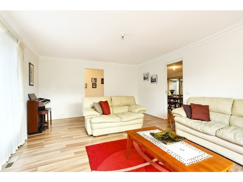 8A Gerald Street, Ferntree Gully VIC 3156