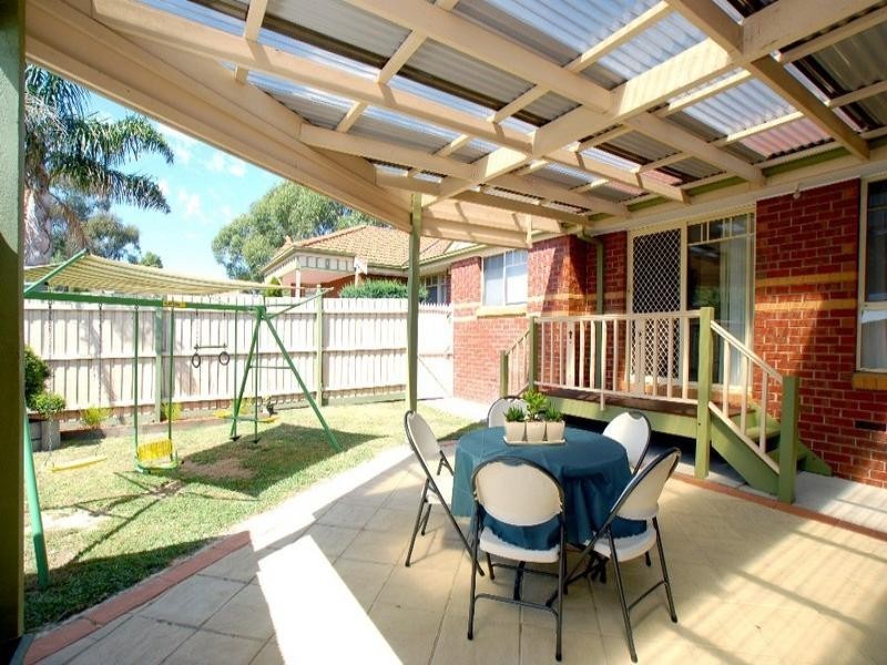 42 Turramurra Drive, Rowville VIC 3178