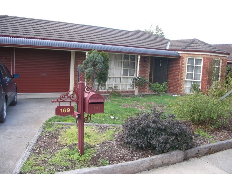 169 Karoo Road, Rowville VIC 3178