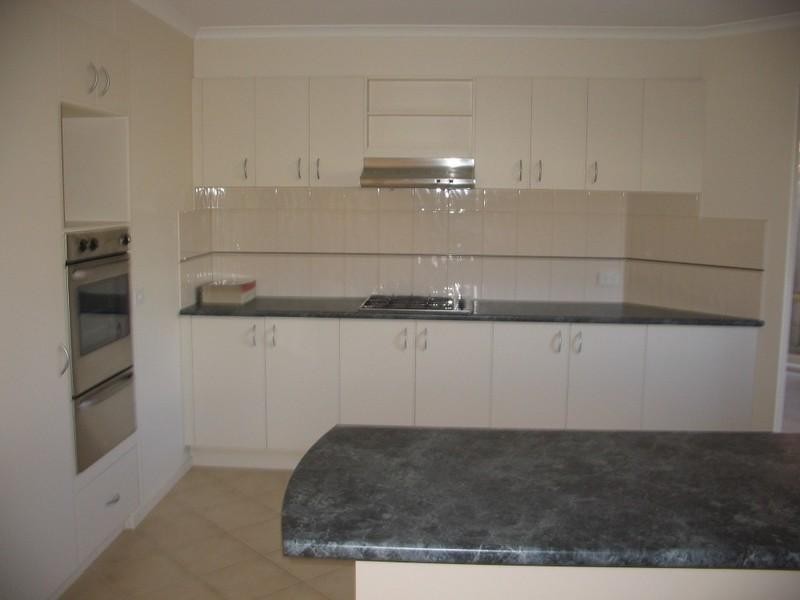 31 Kellbourne Drive, Rowville VIC 3178