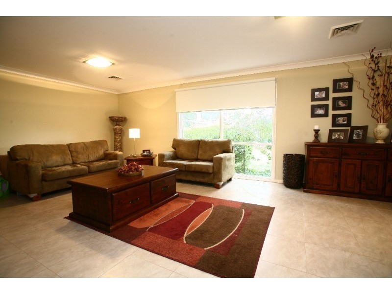 250 Dandelion Drive, Rowville VIC 3178