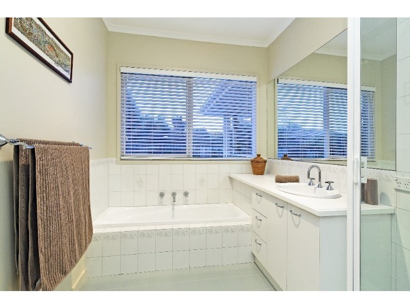 6 D’Andrea Court, Rowville VIC 3178