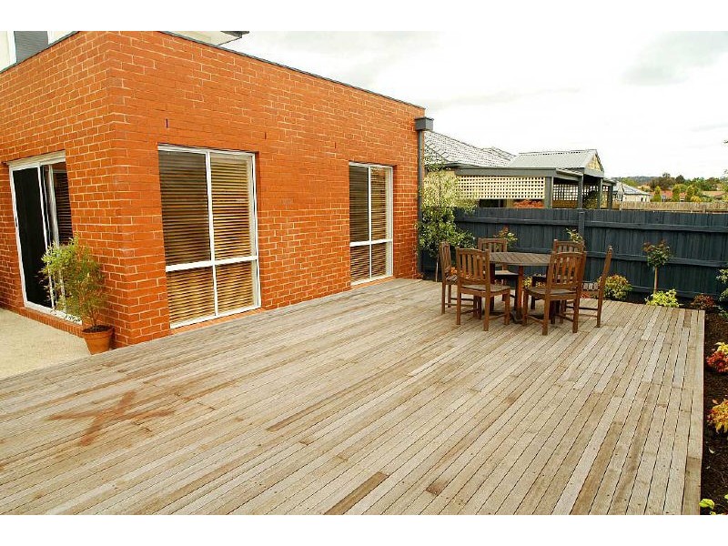 64 Sovereign Manors, Rowville VIC 3178