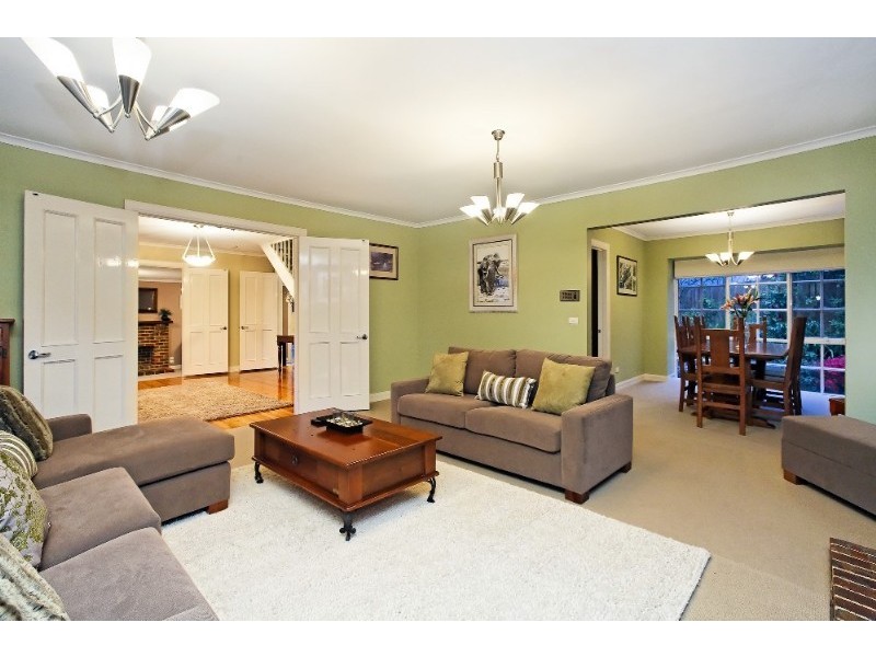 5 Timbertop Drive, Rowville VIC 3178