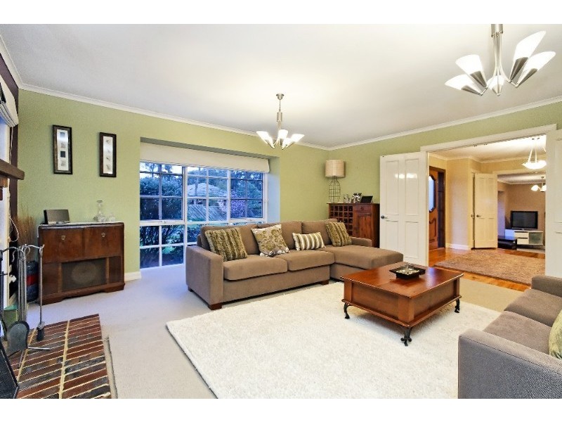 5 Timbertop Drive, Rowville VIC 3178