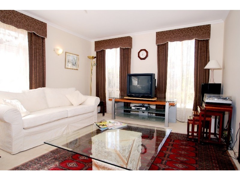 4 Woods Place, Rowville VIC 3178