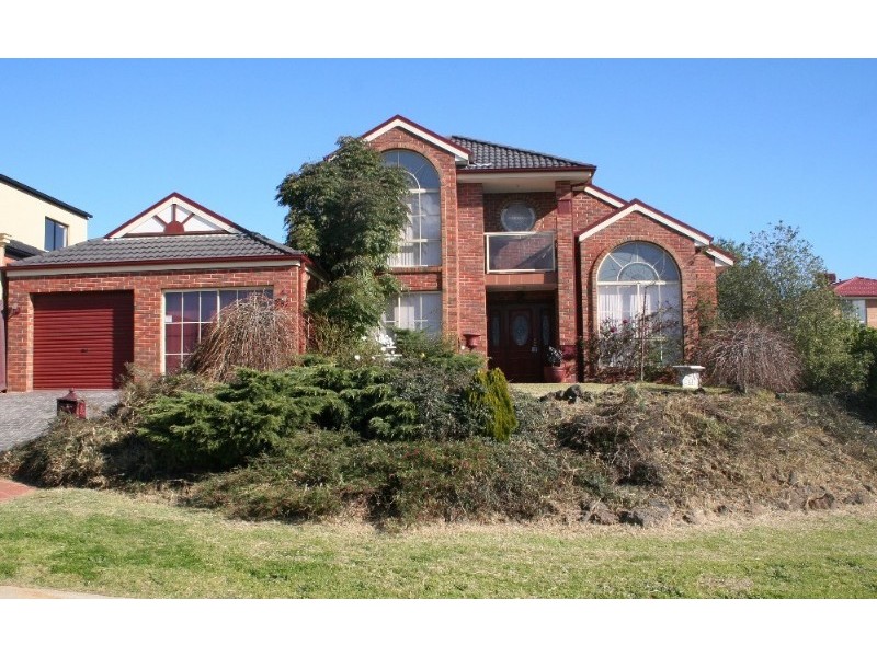 8 Suerulla Court, Rowville VIC 3178