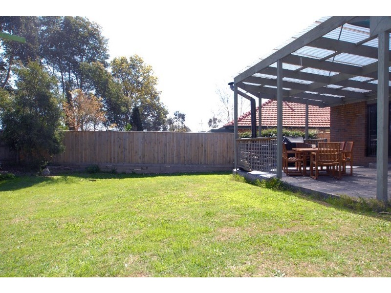 41 Bellfield Drive, Lysterfield VIC 3156