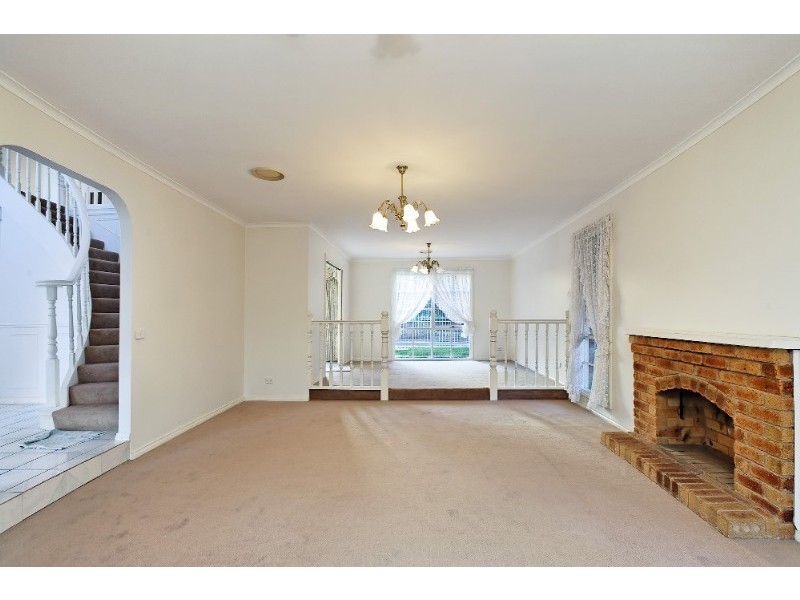 23 Tirhatuan Drive, Rowville VIC 3178