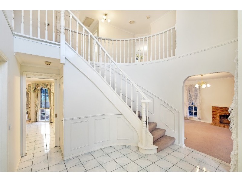 23 Tirhatuan Drive, Rowville VIC 3178