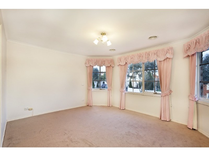 23 Tirhatuan Drive, Rowville VIC 3178