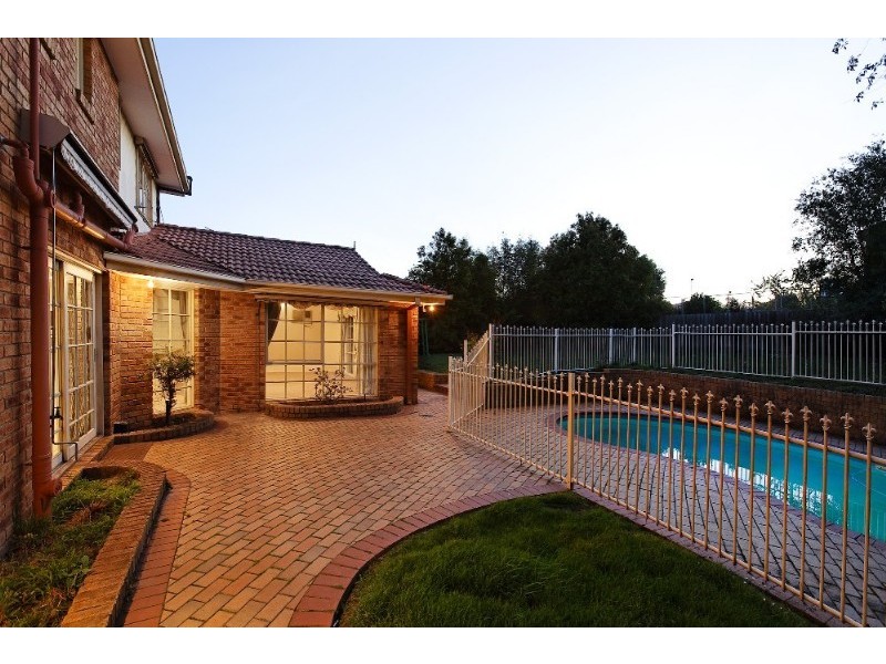 23 Tirhatuan Drive, Rowville VIC 3178
