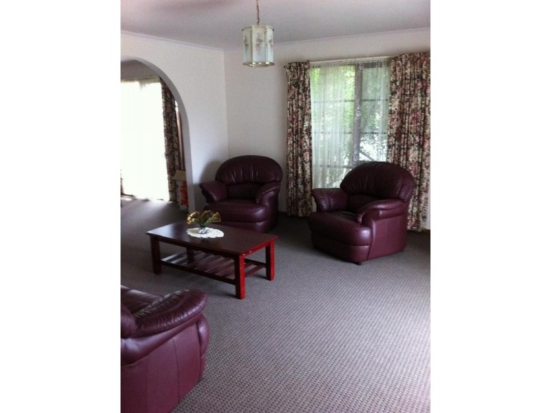 8 Forsyth Place, Rowville VIC 3178