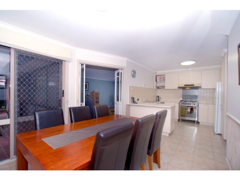 2 Coliban Close, Rowville VIC 3178