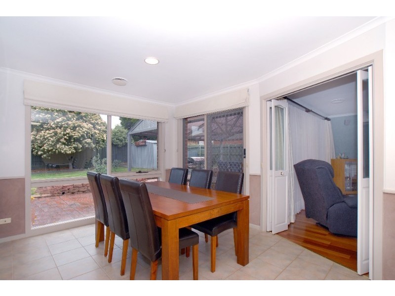 2 Coliban Close, Rowville VIC 3178